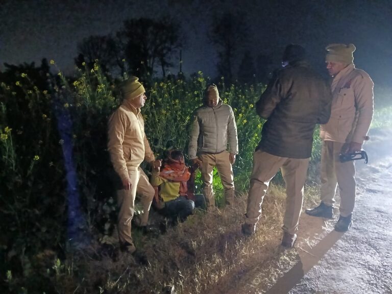 Shamli Police Ki Giraft Me Aaropi