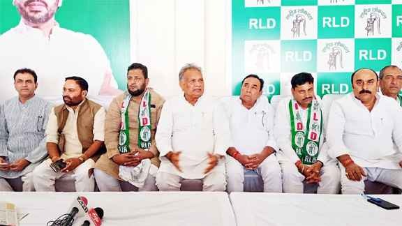 मुजफ्फरनगर में RLD में बड़ा हड़कंप!