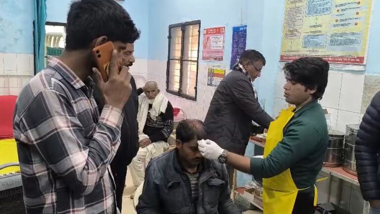 Dolbandi Ko Lekar 2 Paksho Me Khooni Sangharsh (Meerut)