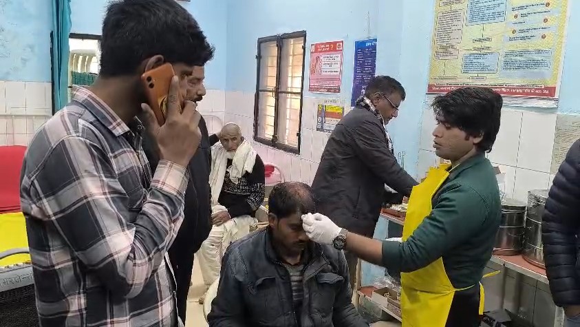 Dolbandi Ko Lekar 2 Paksho Me Khooni Sangharsh (Meerut)