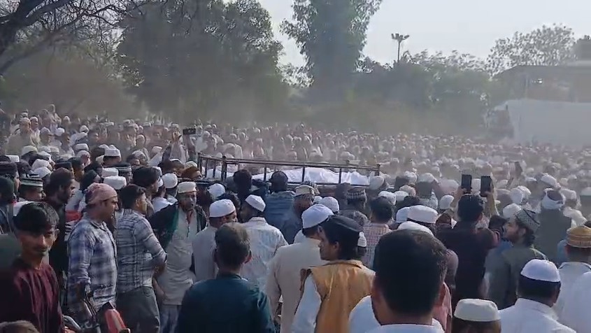Maulana Zainul Aabideen Ke Janaaze Me Umdi Bheed (Bulandshahr)