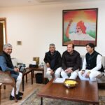 Shamli-की-रेलवे-समस्याओं-पर-रेल-मंत्री-से-मिला-RLD-प्रतिनिधि-मंडल