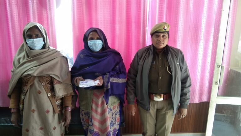 Shamli Police Ki Giraft Me Aaropi Mahilaaye