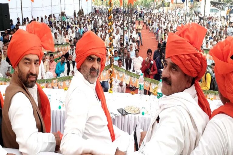 Muzaffarnagar Karyakarm Ke Dauran Sanjeev Baliyaan