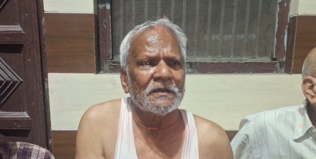 Chaman Bansal Mritak Ke Pita (Bulandshahr)