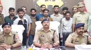 Police Giraft Me Aaropi (Bijnor)