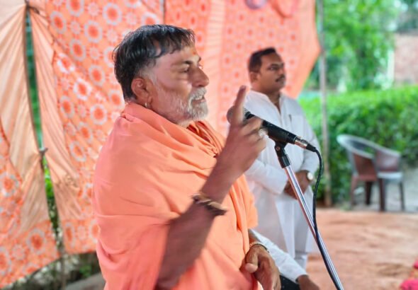 बागपत में हिंदू कार्यकर्ता गोष्ठी को स्वामी यशवीर महाराज ने किया संबोधित, विभाजन और कथित ‘जिहाद’ के मुद्दों पर रखी बात