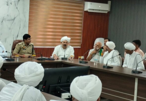 अंकित बालियान हत्याकांड: खाप चौधरियों ने DM-SP से की मुलाकात, 5 अक्टूबर तक का अल्टीमेटम