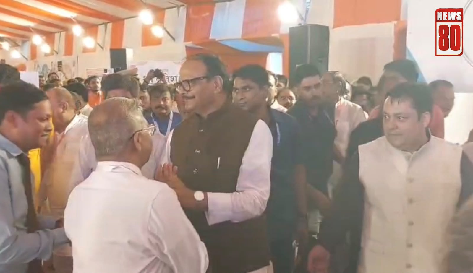गाजीपुर में ब्रजेश पाठक का अखिलेश यादव पर हमला, PDA रथयात्रा पर साधा निशाना